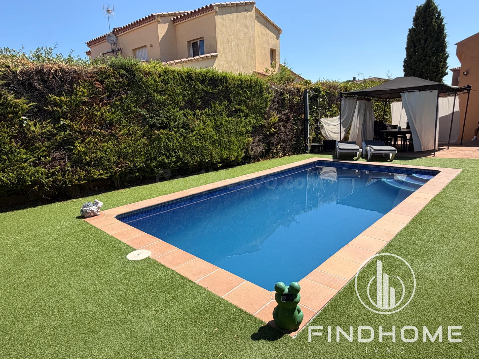 Pareado 4 habitaciones 197m² en venta - El mas pau