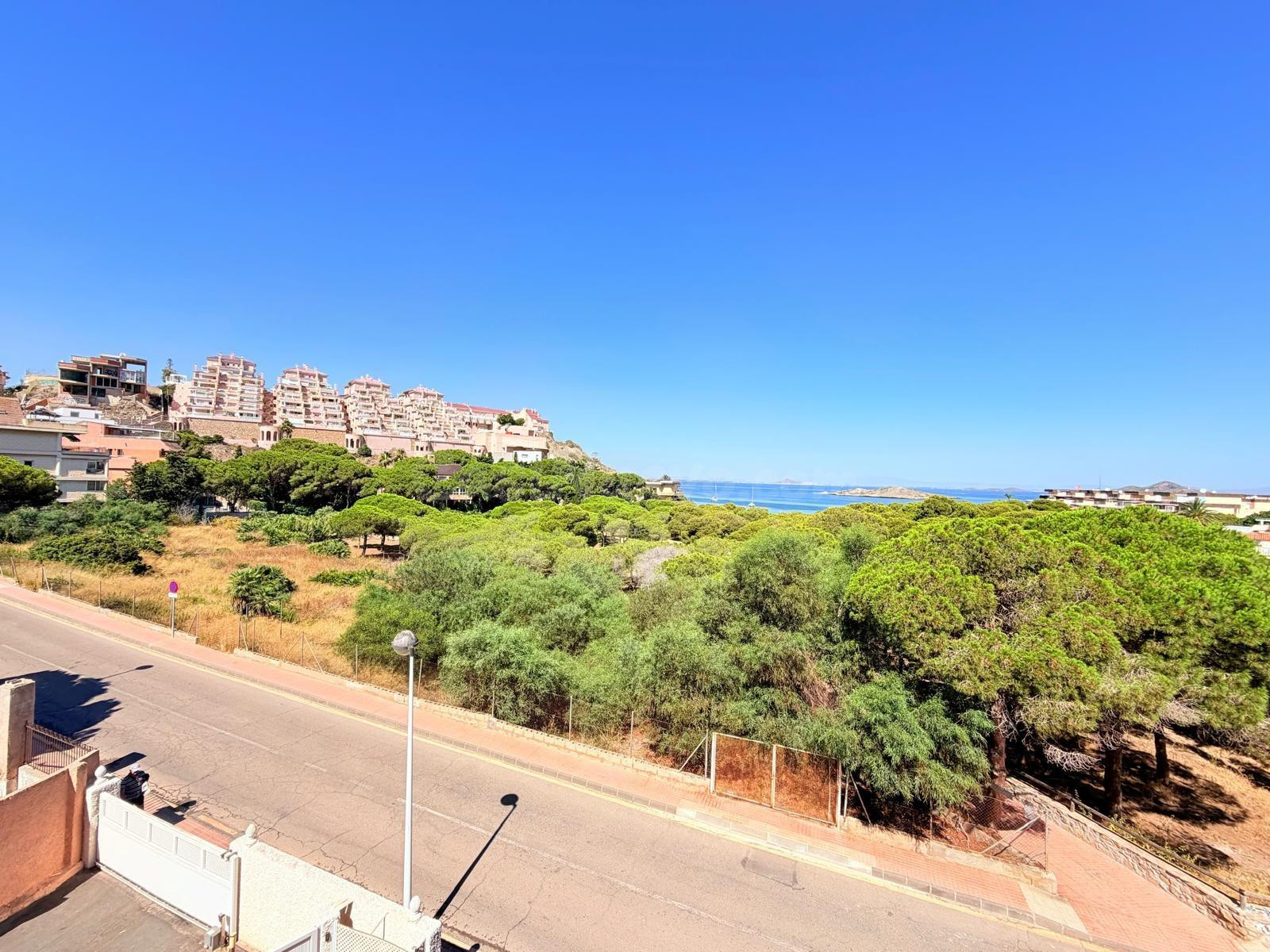 Apartamento completamente reformado en Urbanización El Pino – Km 4 de La Manga del Mar Menor - foto 5