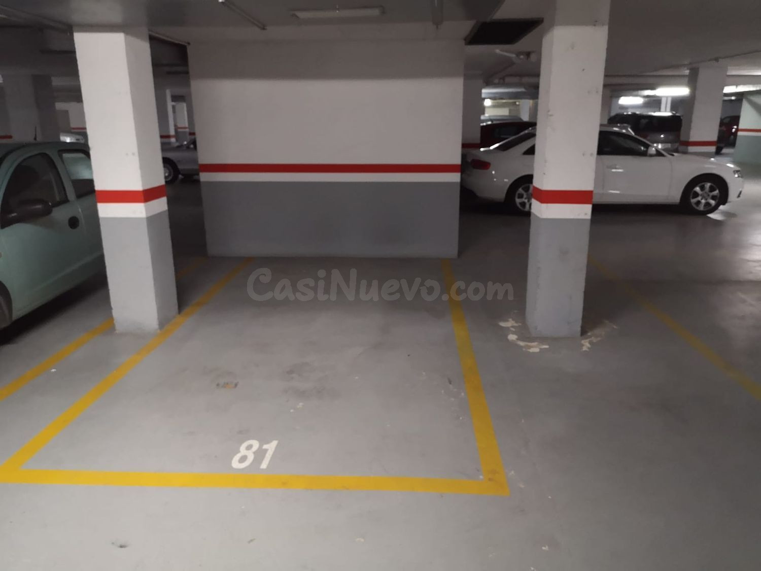 Plaza de garaje en Requena – Edificio Alfonso X