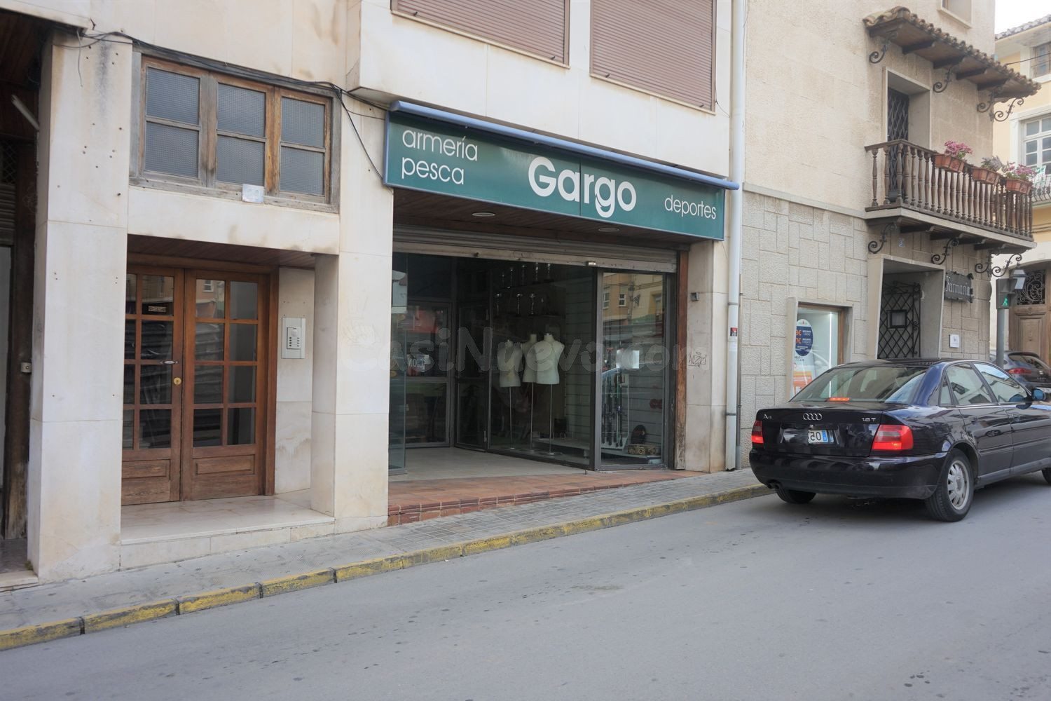 Local comercial 334m² en venta - El arrabal