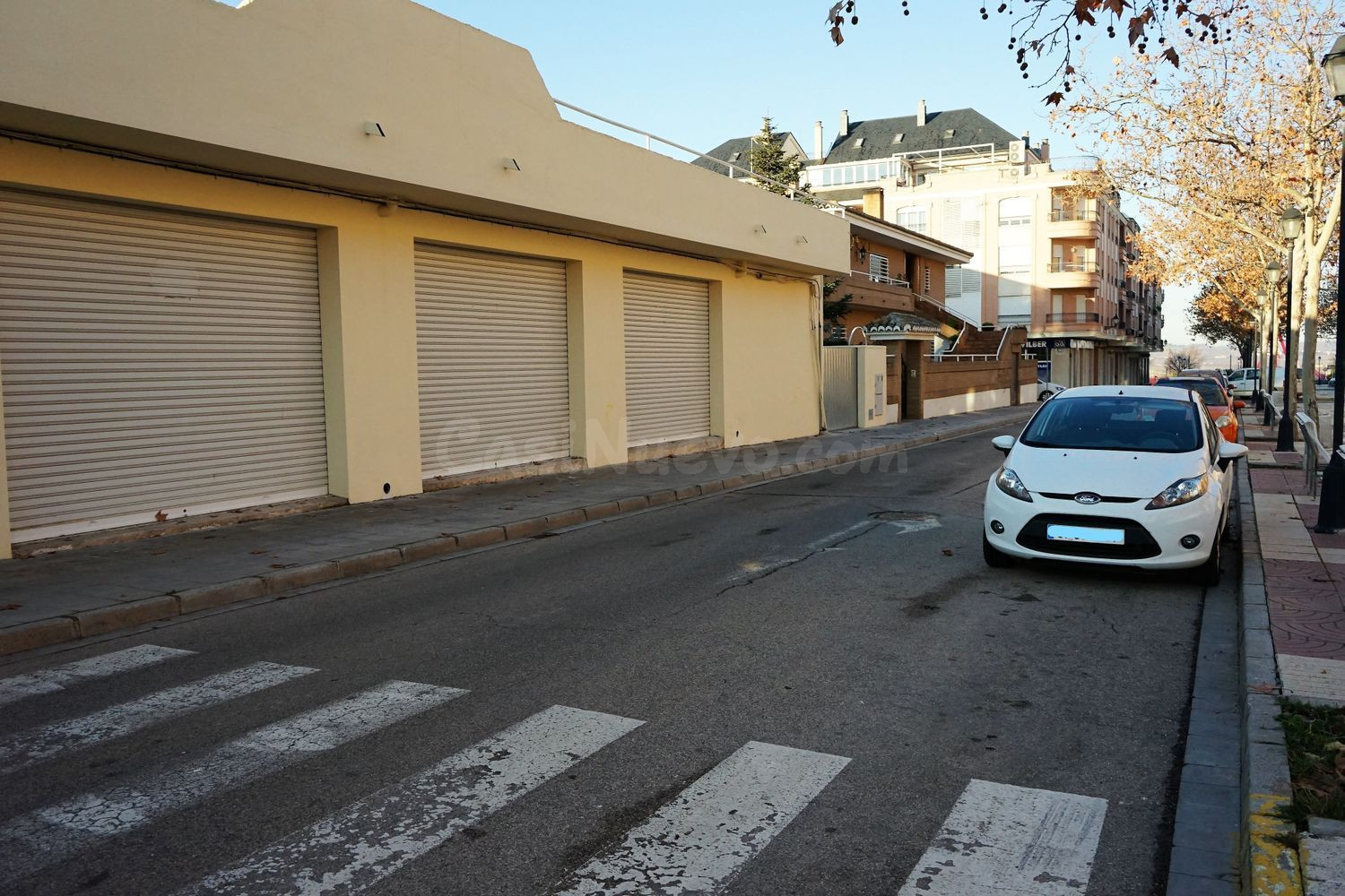 Local comercial 571m² en alquiler - El arrabal - foto 2