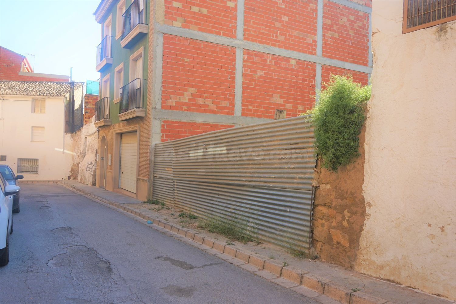 Excelente solar urbano con múltiples posibilidades en Requen - foto 5