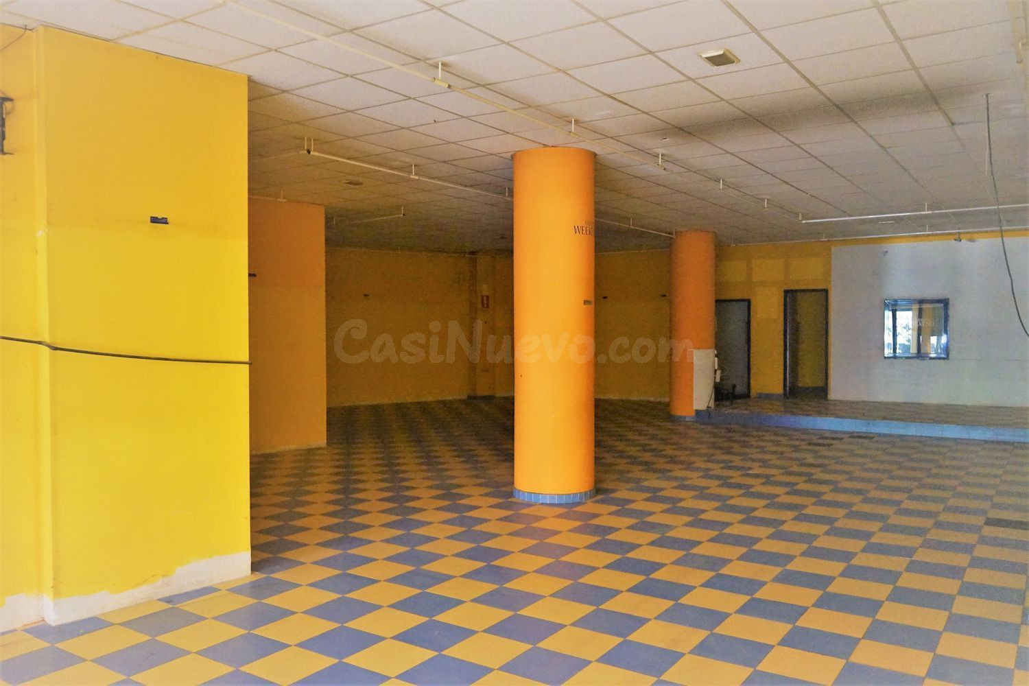 Local comercial 208m² en alquiler - El arrabal - foto 2