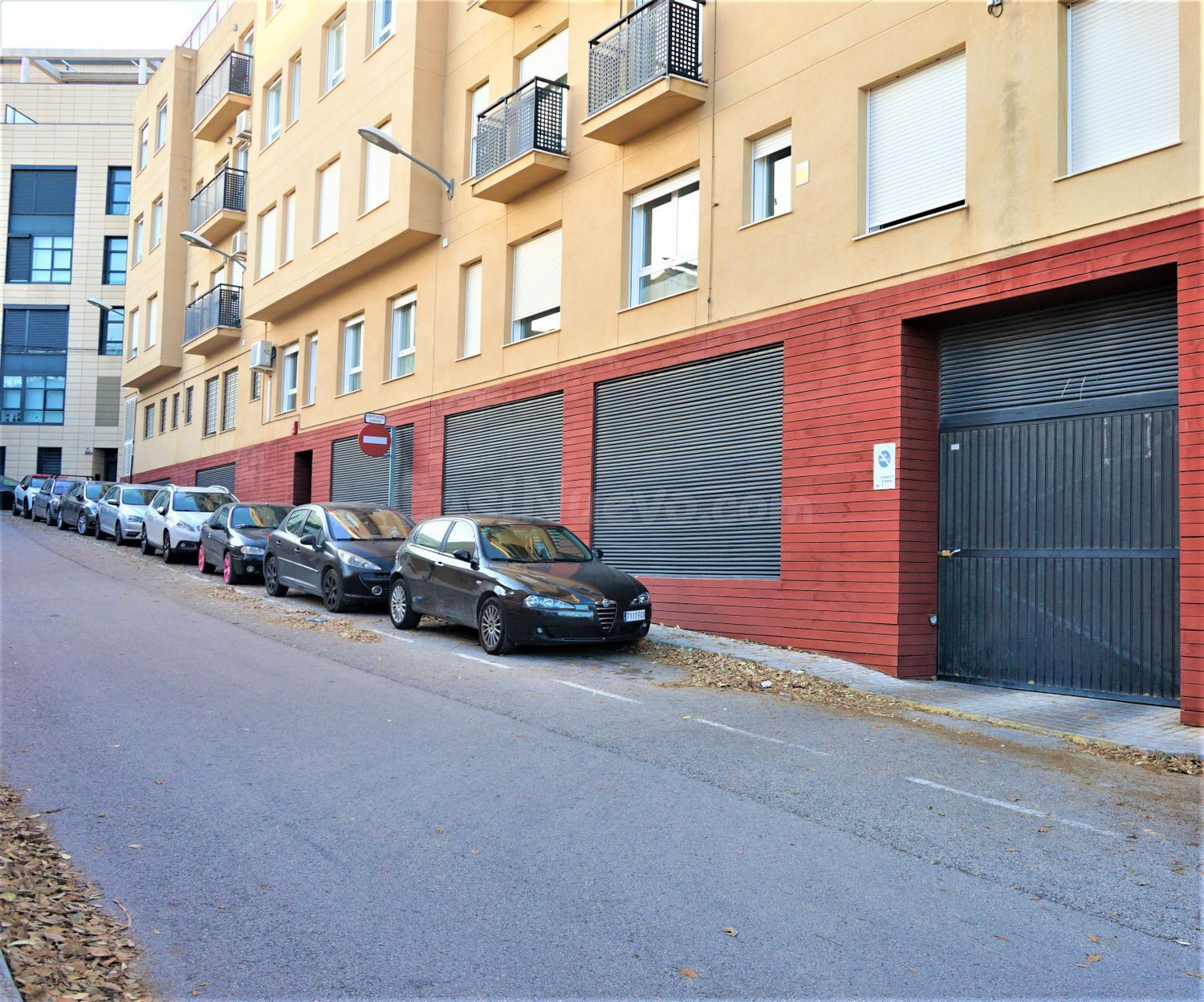 Parking 12m² en venta - Las reinas - foto 2