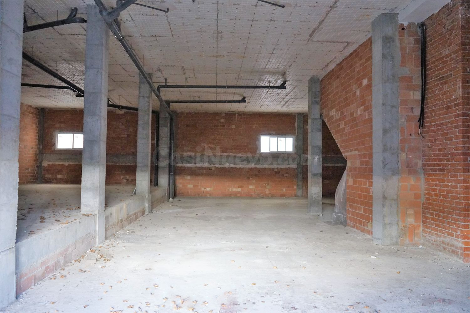 Local comercial 470m² en alquiler - Las reinas