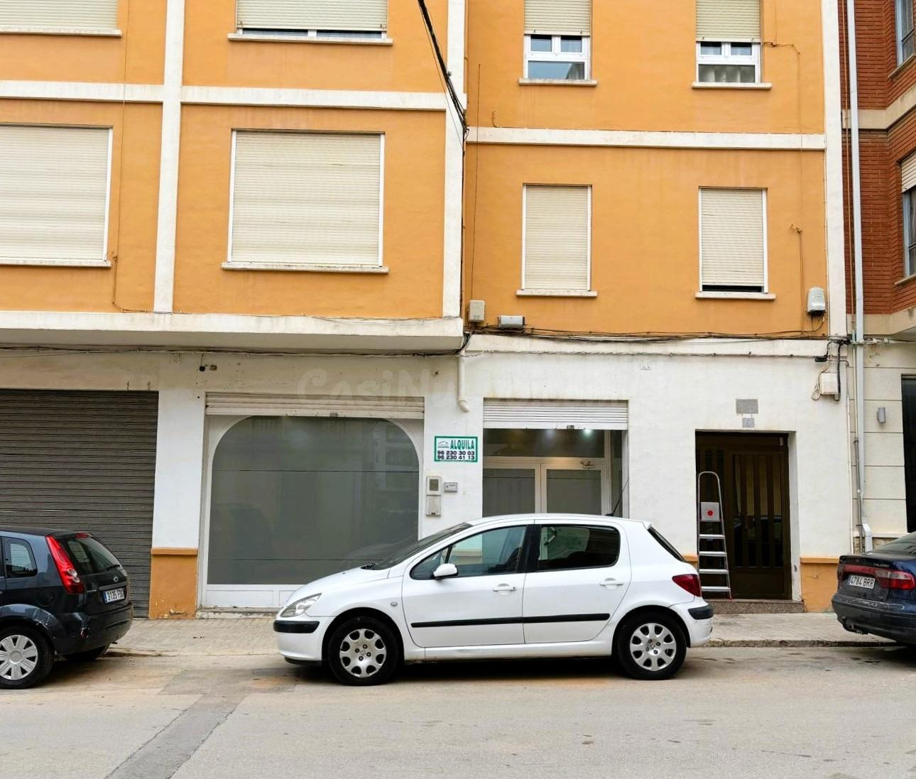 Excelente local en alquiler, en buen estado de conservación. - foto 2