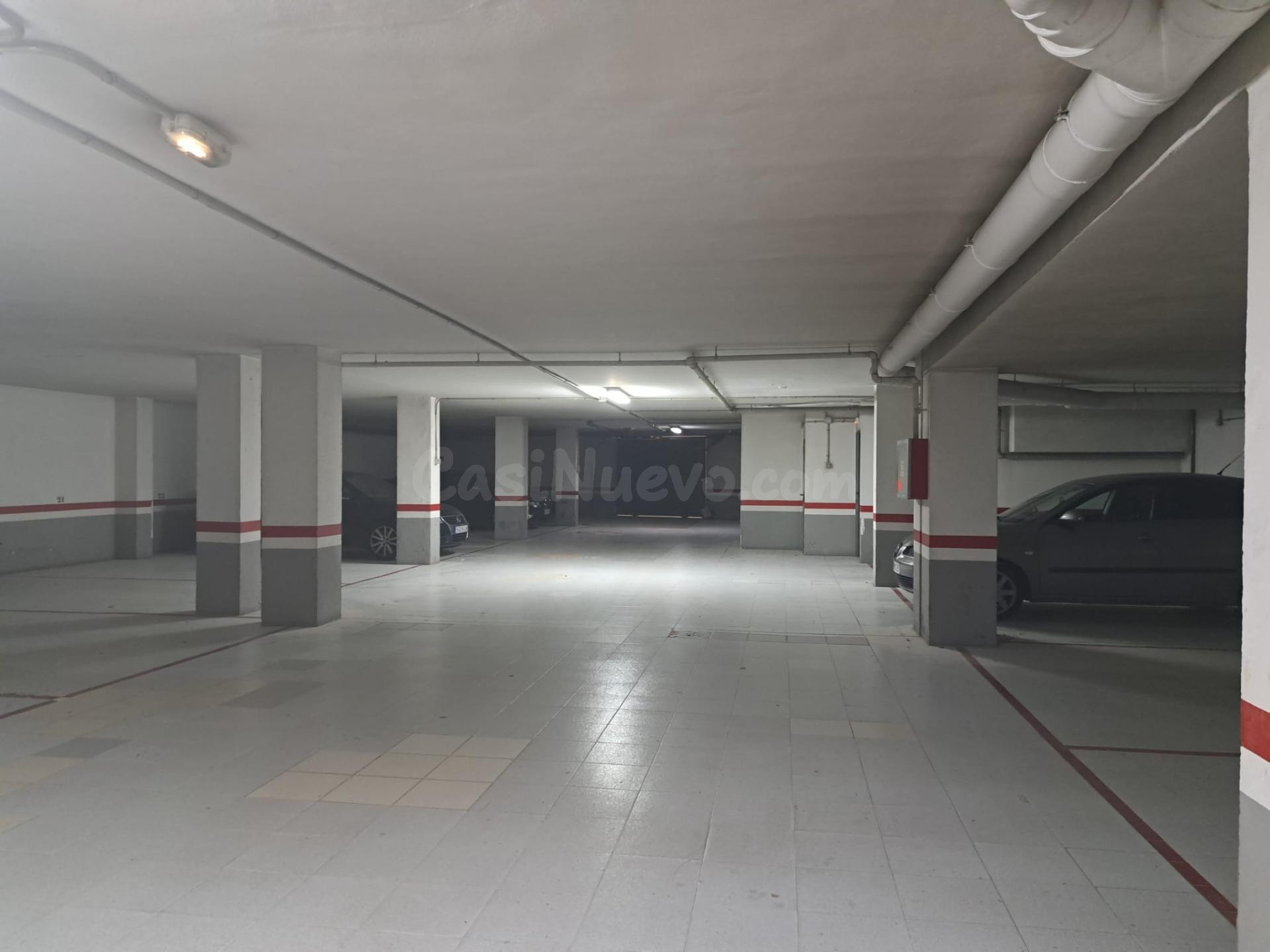 Excelente plaza de garaje y de fácil maniobra. - foto 3