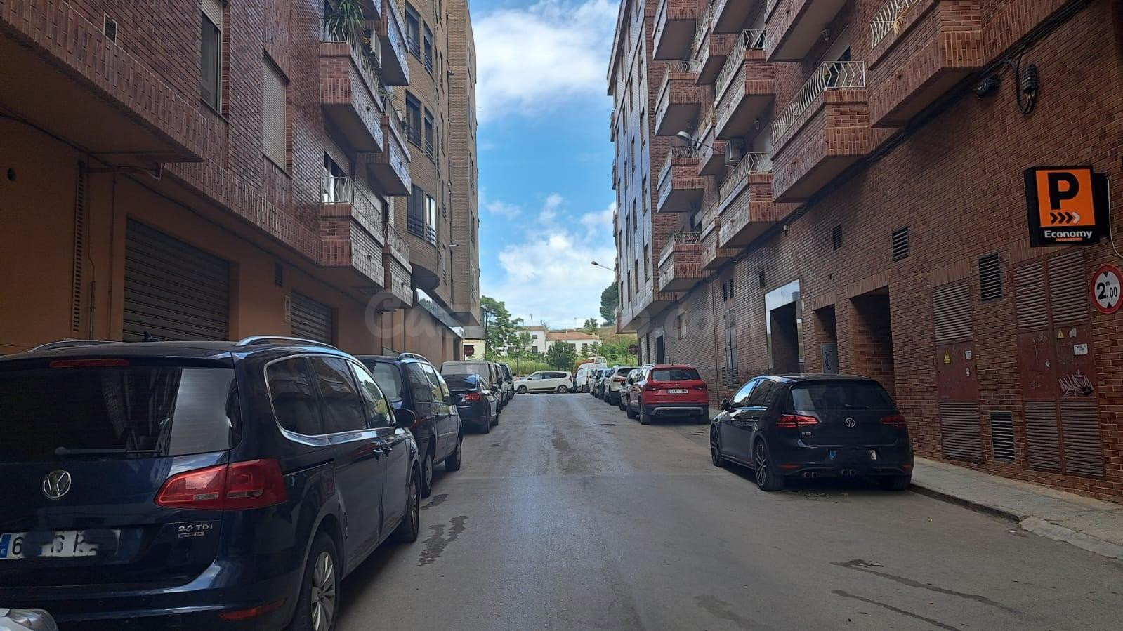 Excelente plaza de garaje y de fácil maniobra. - foto 5