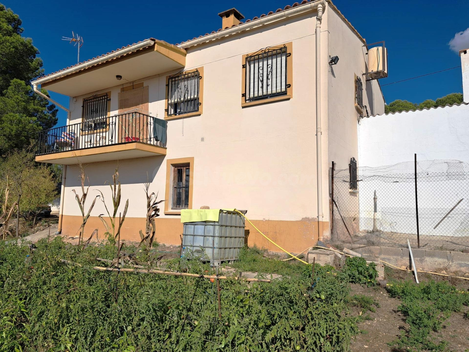Magnífico chalet rodeado de naturaleza en una sola planta. - foto 3
