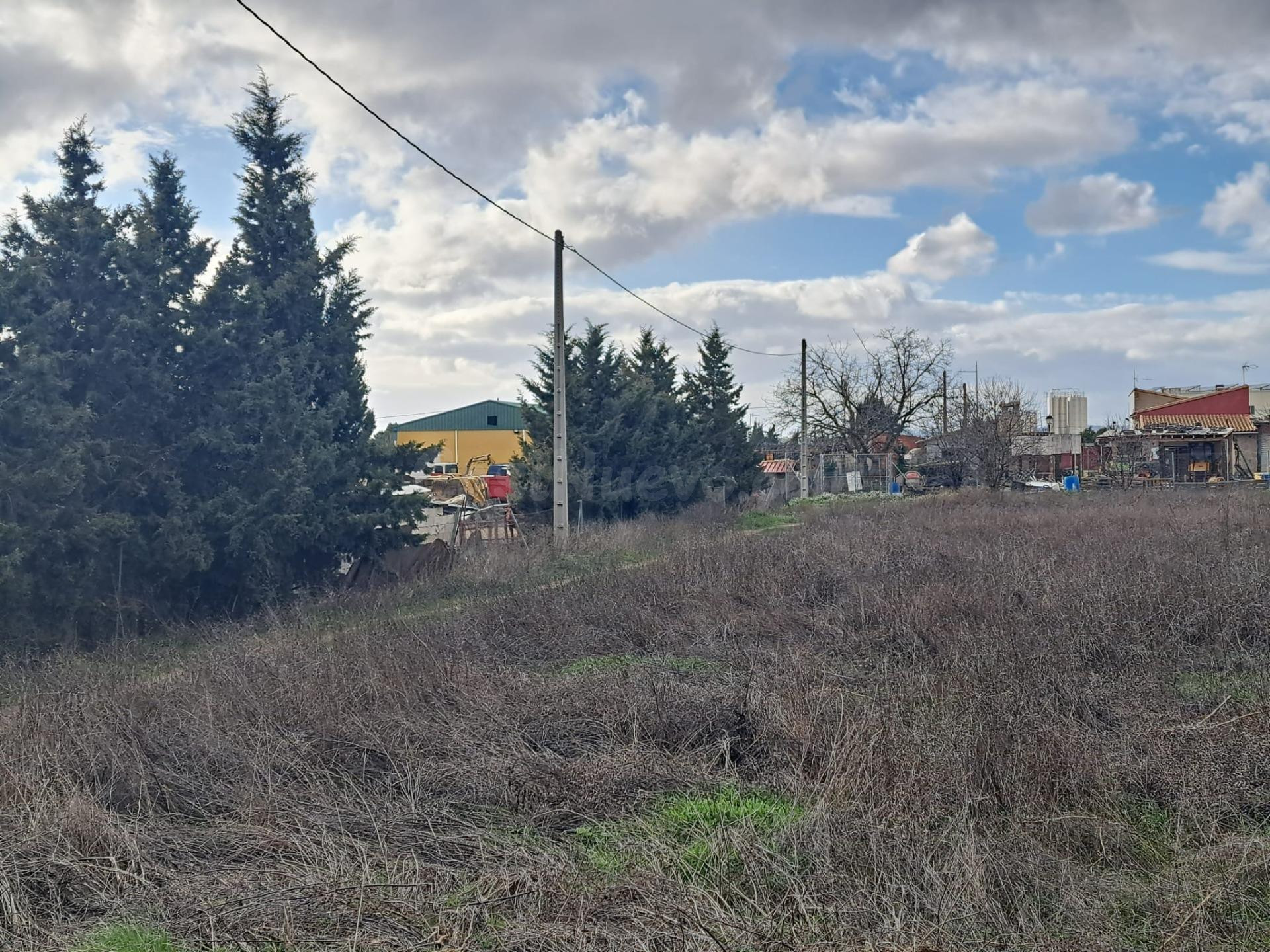 Parcelas rústicas junto al polígono industrial de Requena - foto 2