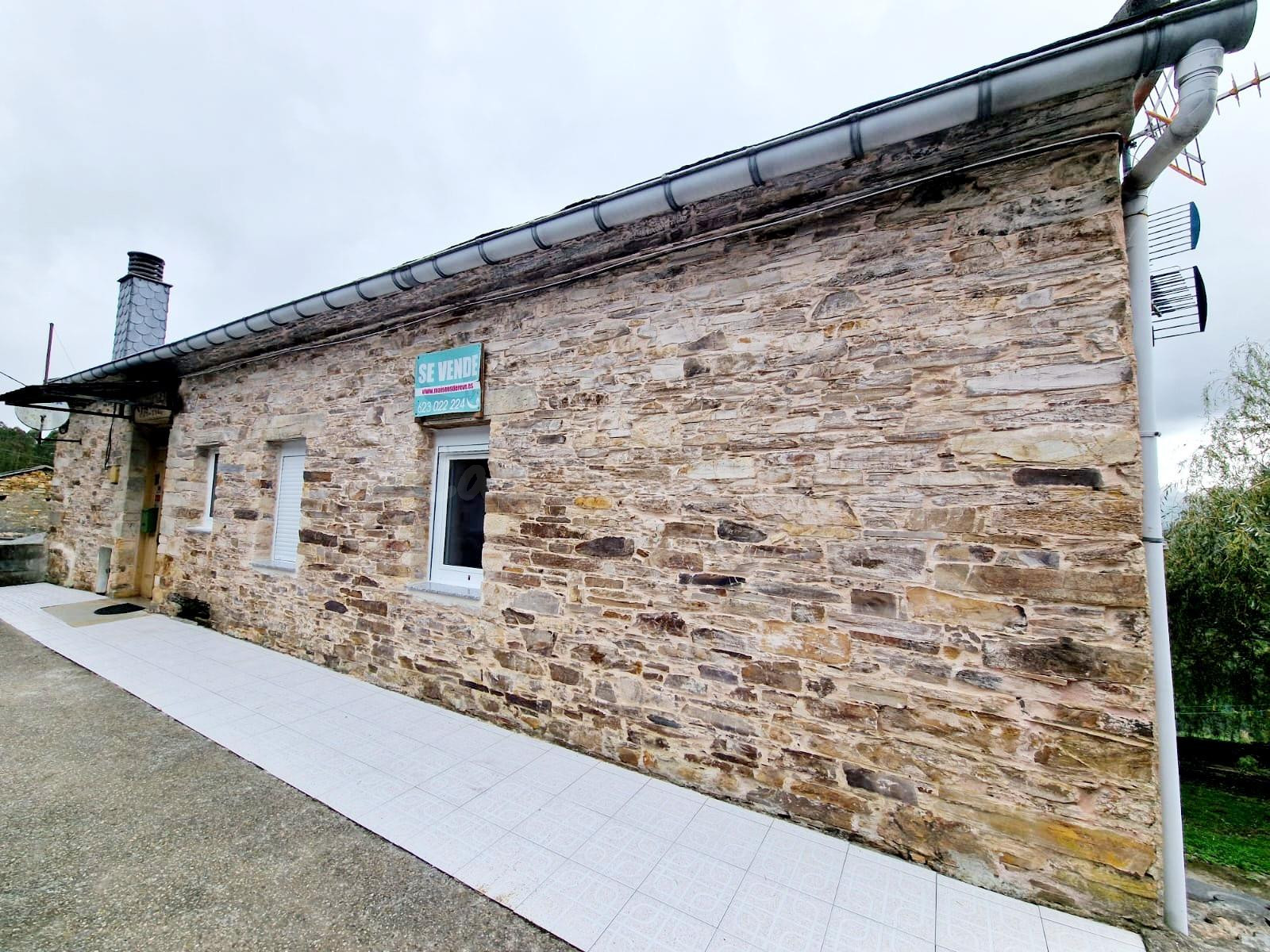 CASA DE PIEDRA CON 16.774 M2 DE FINCA Y CUADRAS EN TARAMUNDI - foto 4