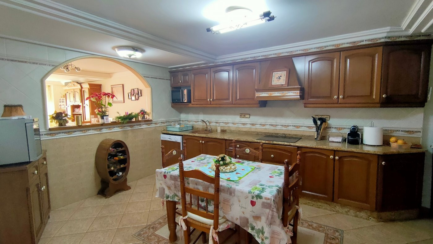 VENTA MAGNIFICA CASA UNIFAMILIAR EN ASPE ZONA CETRO - foto 5