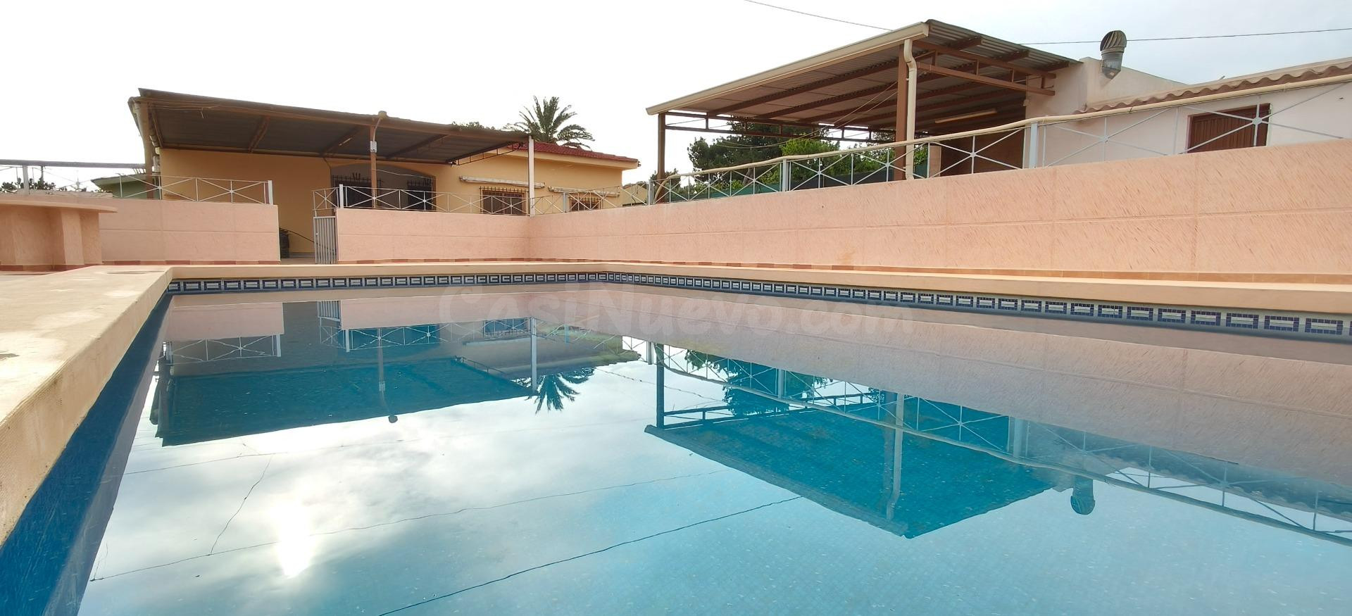 VENTA DE CHALET EN ASPE ZONA UCHEL