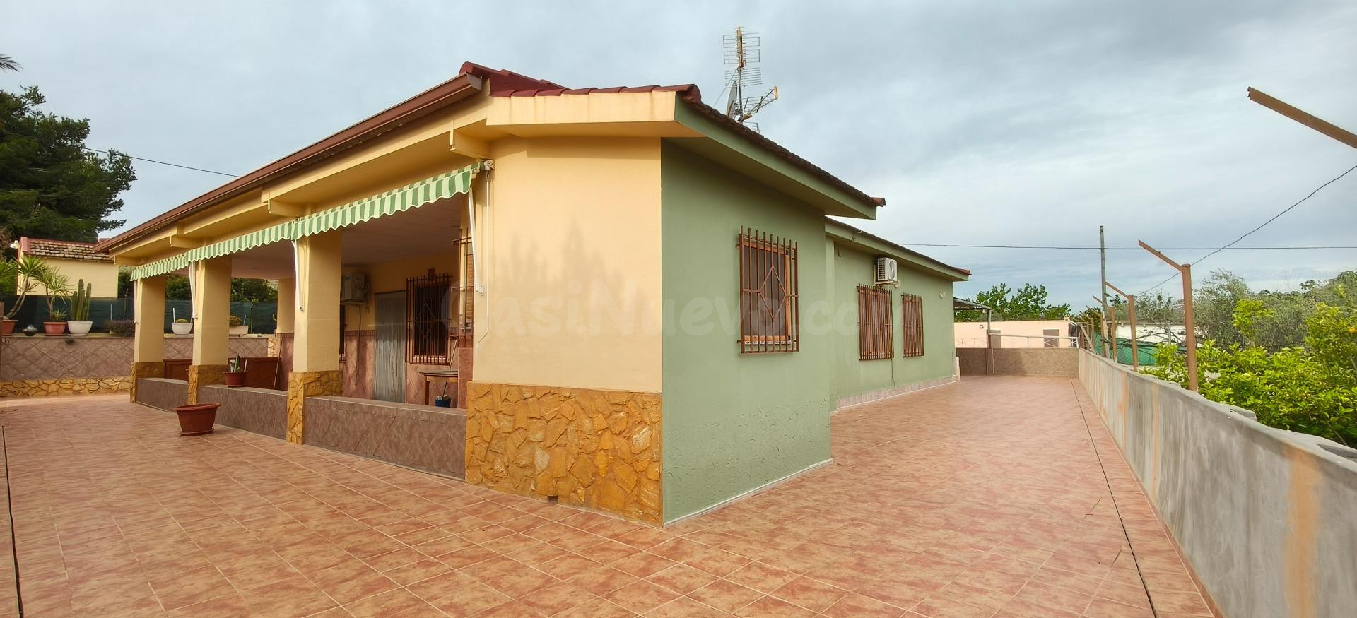 VENTA DE CHALET EN ASPE ZONA UCHEL - foto 2