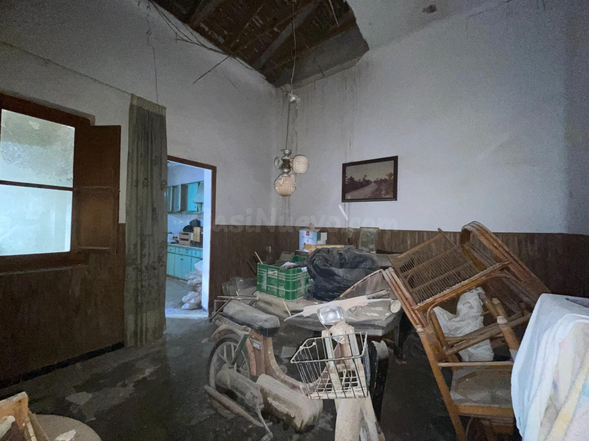 Casa baja con gran parcela y amplio jardín interior en Guard - foto 4