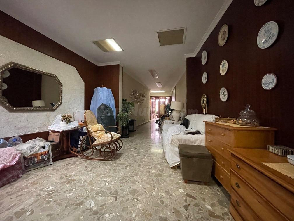 Encantadora Casa de Pueblo en Mahón: Espacios Amplios y Enca - foto 3