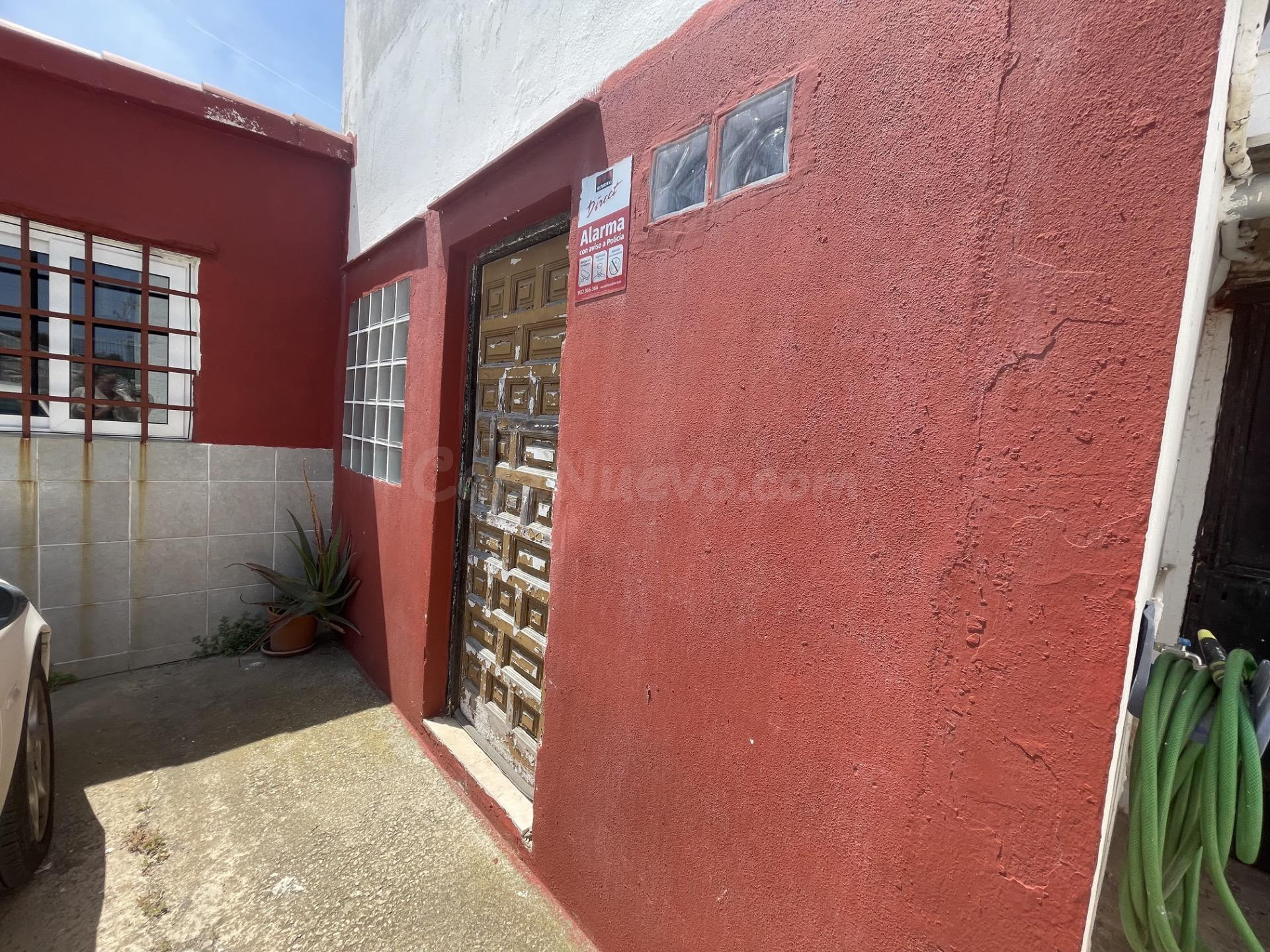 AMPLIO INMUEBLE REFORMADO CON DISTRIBUCIÓN RESIDENCIAL, SUJE - foto 2
