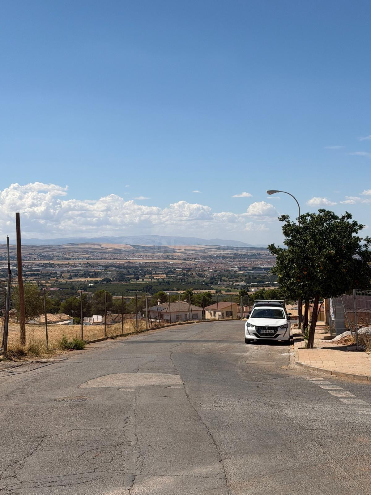 Parcela urbana de 369 m2 en Calle Antonio Machado – Huétor Vega - foto 3