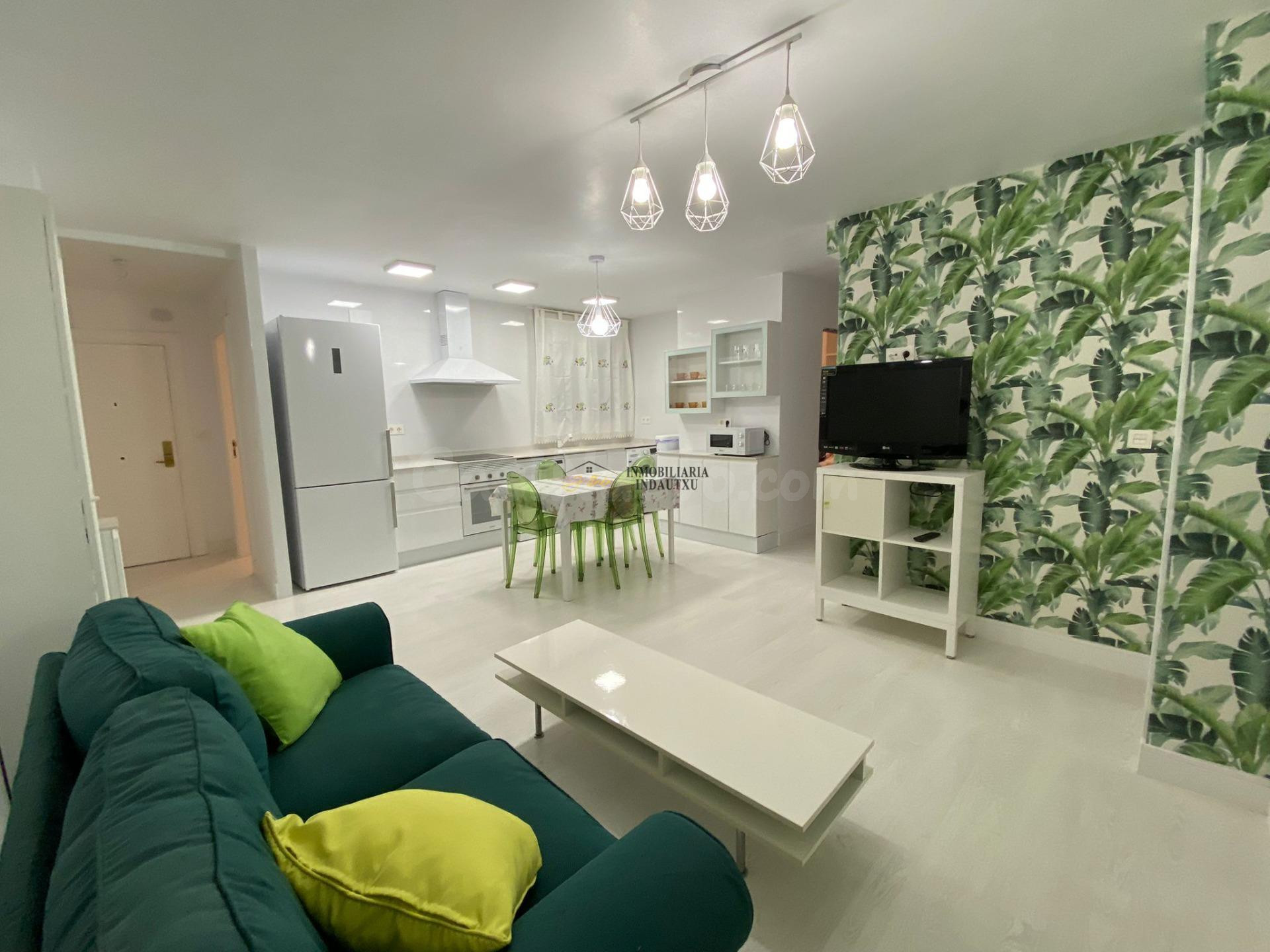 ALQUILER PISO 5 habitaciones JUNTO INGENIEROS