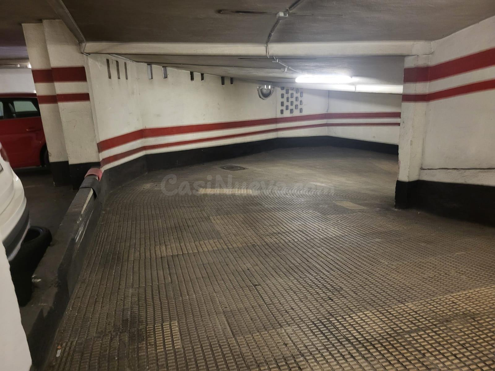 VENTA GARAJE COCHE MEDIANO G.EGUIA - foto 4