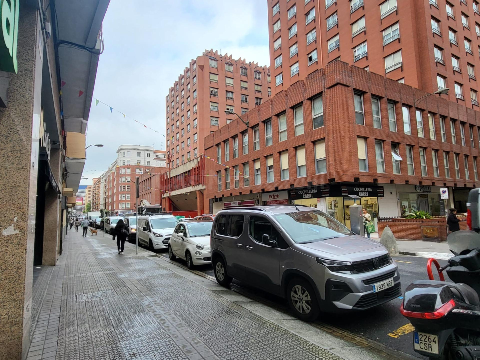 VENTA OFICINA EN LICENCIADO POZAS (INDAUTXU) - foto 3