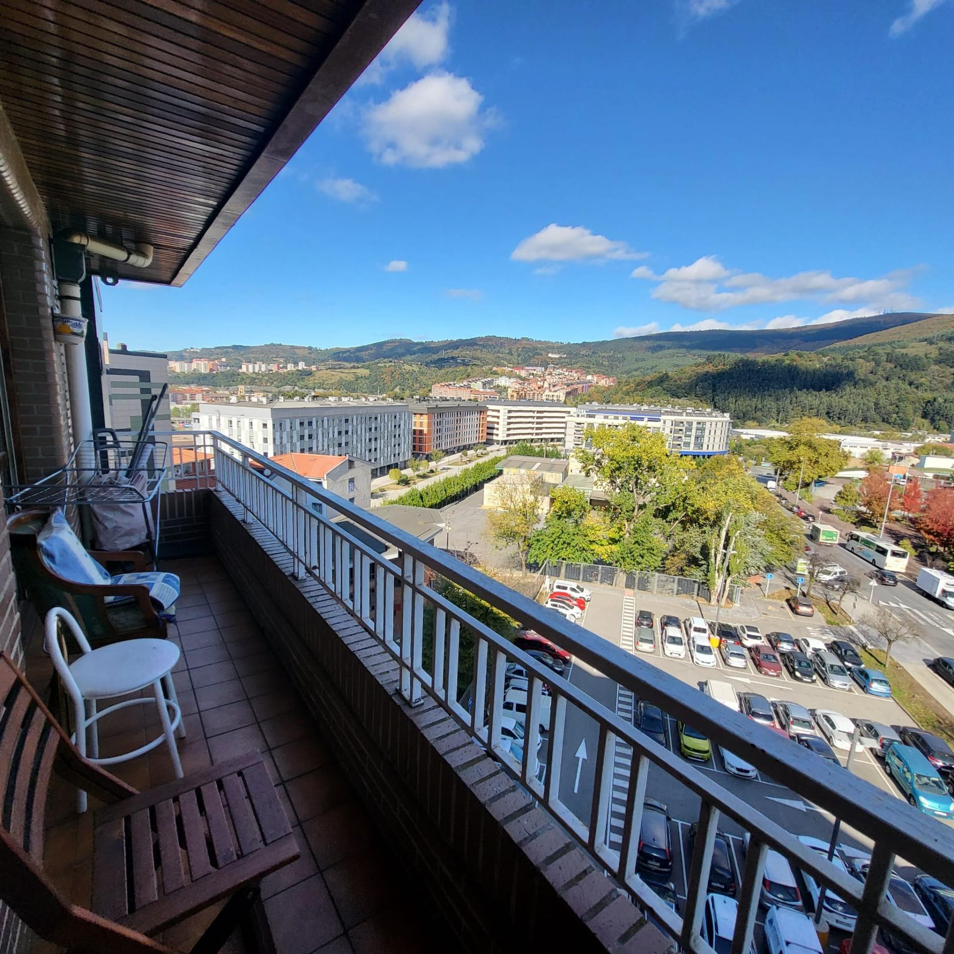 VENTA VIVIENDA CENTRO BASAURI GRANDES VISITAS 3 habitaciones - foto 4