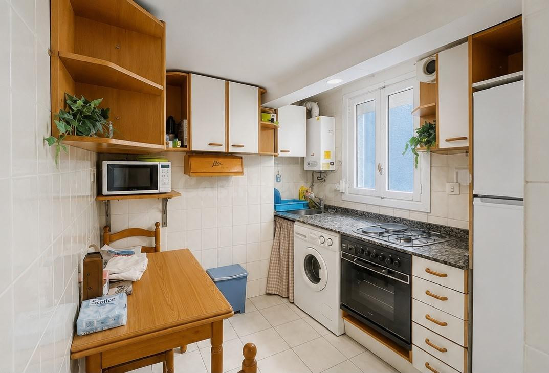 PISO EN VENTA EN EL CASCO VIEJO
