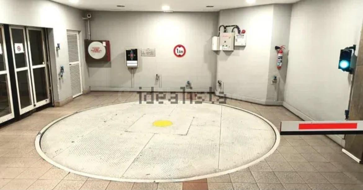Garaje en venta en Errekakoetxe - foto 3