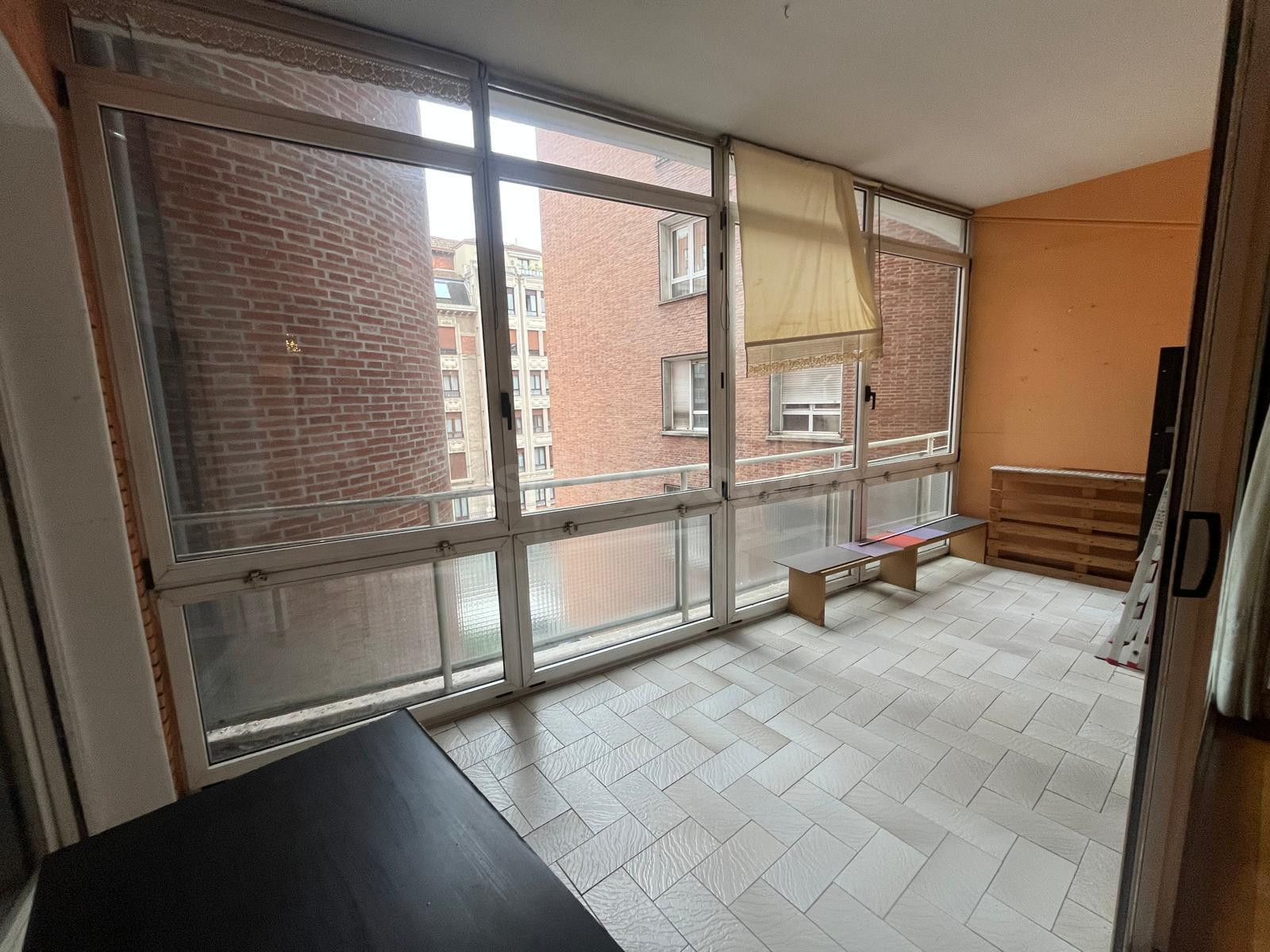 PISO EN VENTA EN AUTONOMIA - foto 3