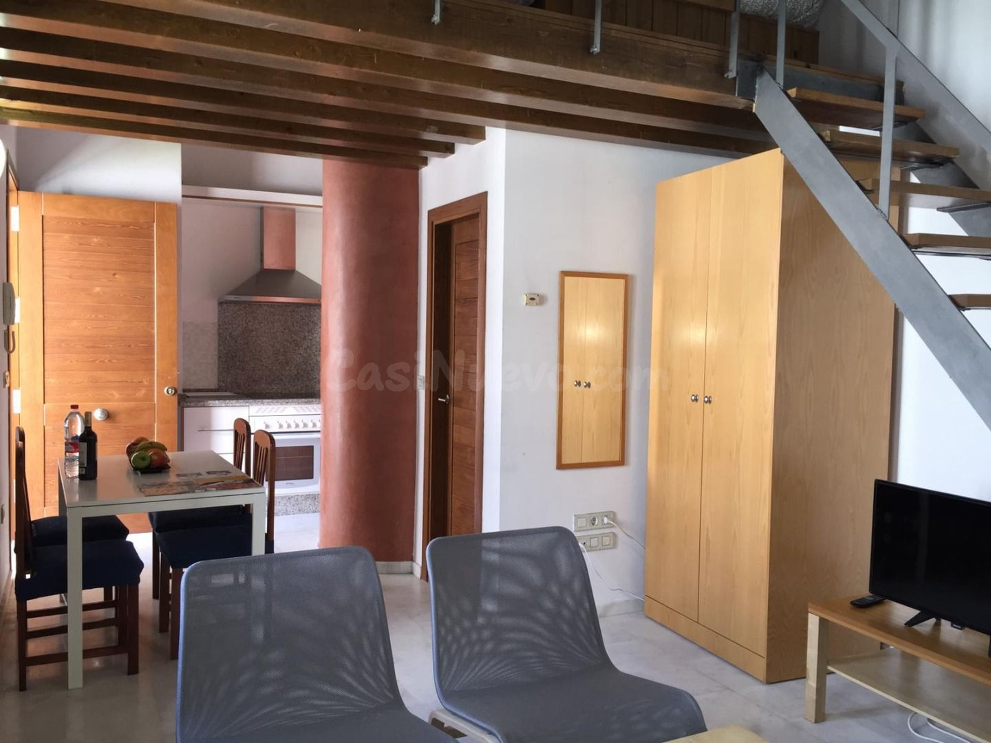 ✨ ¡Vive junto a la Ribera en un loft con encanto!