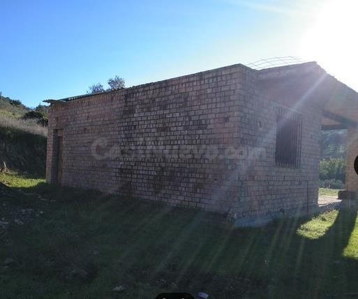 Vivienda en construcción en Charco Roto, Cuevas Bajas - foto 5