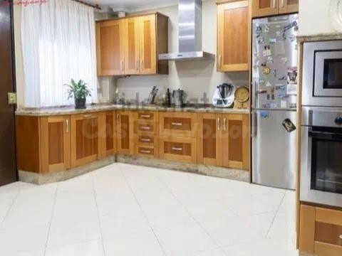 Chalet adosado en El Higuerón, Córdoba ( URBANO )