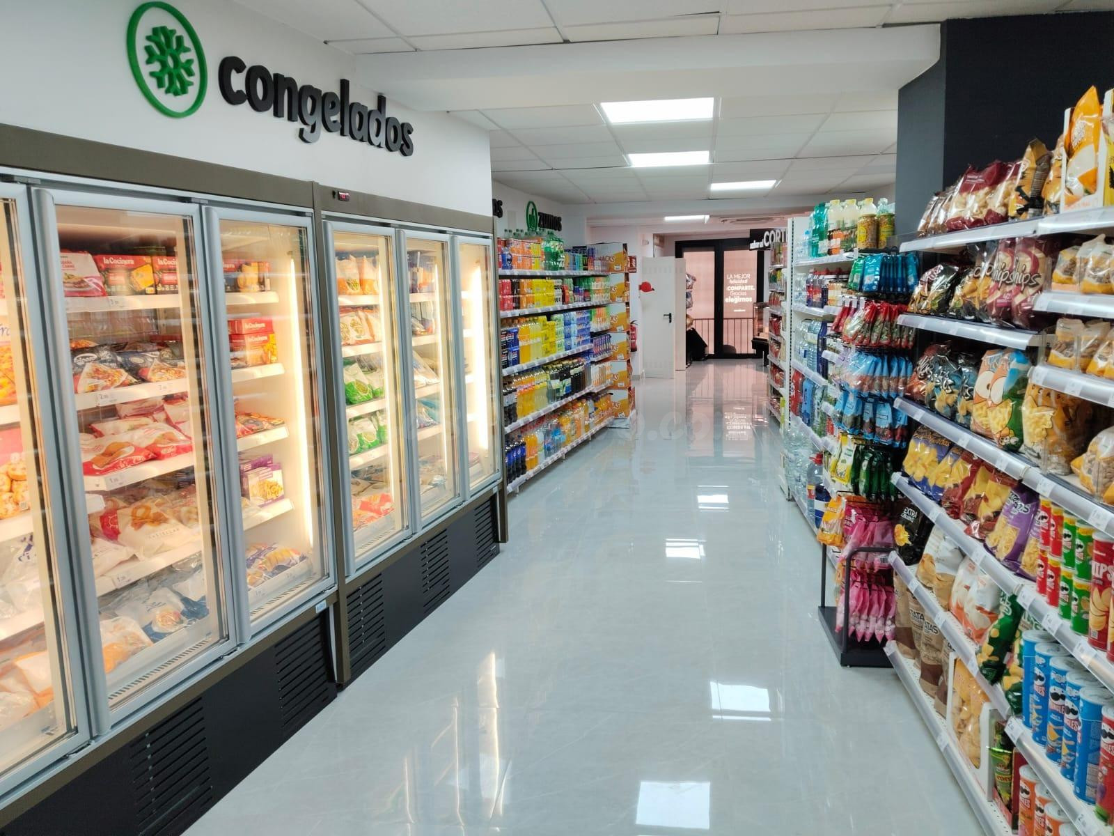 Se traspasa supermercado totalmente equipado por 75.000 €. - foto 4