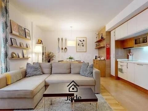 Piso totalmente reformado y completamente amueblado en pleno casco histórico con Licencia Turística - foto 4