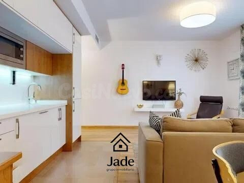 Piso totalmente reformado y completamente amueblado en pleno casco histórico con Licencia Turística - foto 5