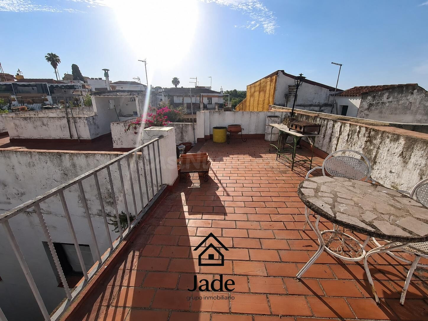 INVERSORES: 317 m2 junto a la Ribera con múltiples posibilidades - foto 2