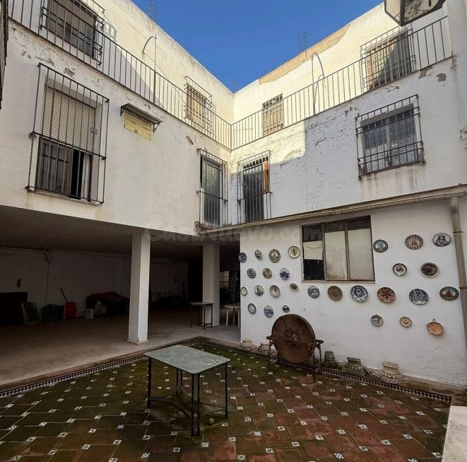 Edificio con potencial para 12 apartamentos en pleno Casco Histórico