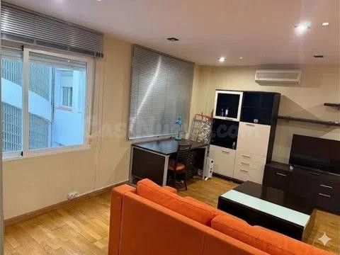 PISO DE 1 DORMITORIO CON ASCENSOR EN PLENO CENTRO - foto 4