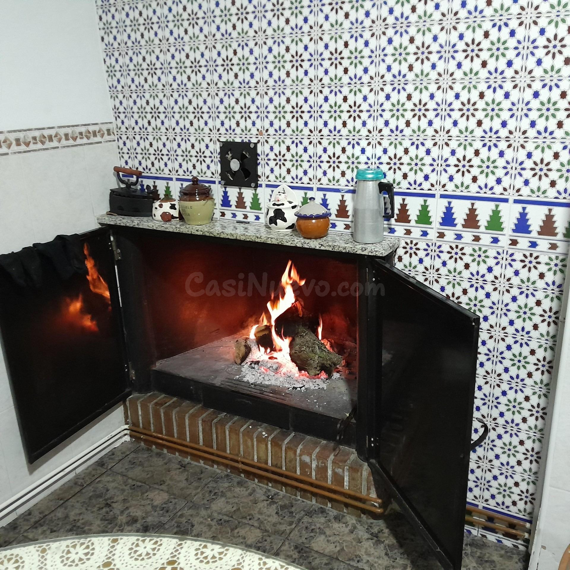CASA INDEPENDIENTE CON GARAJE Y PATIO EN YECLA - foto 3