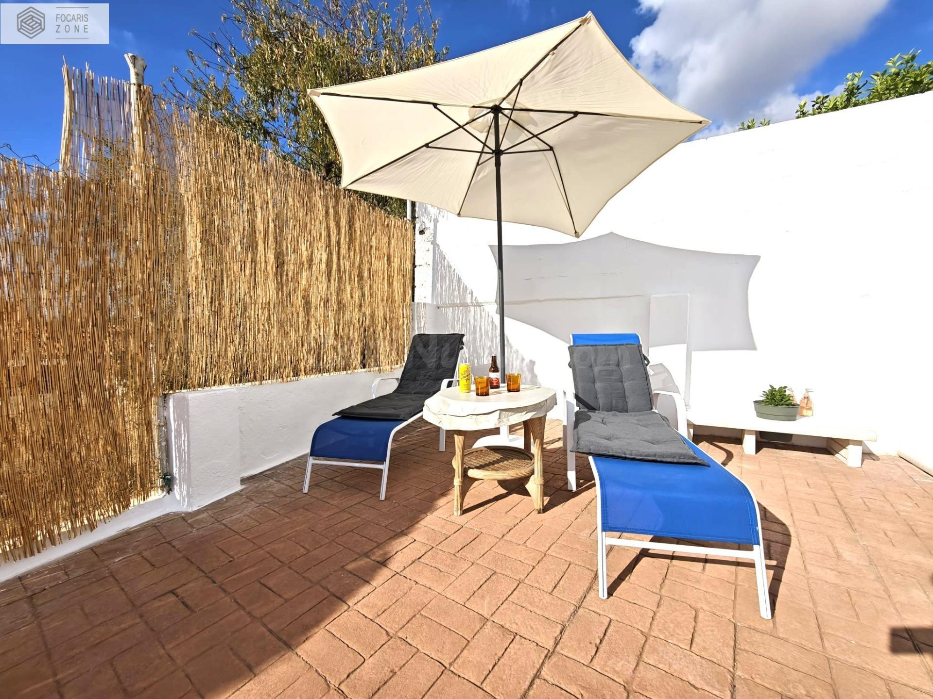 Chalet Independiente con Casa de Invitados, Piscina y Gran Parcela - foto 2