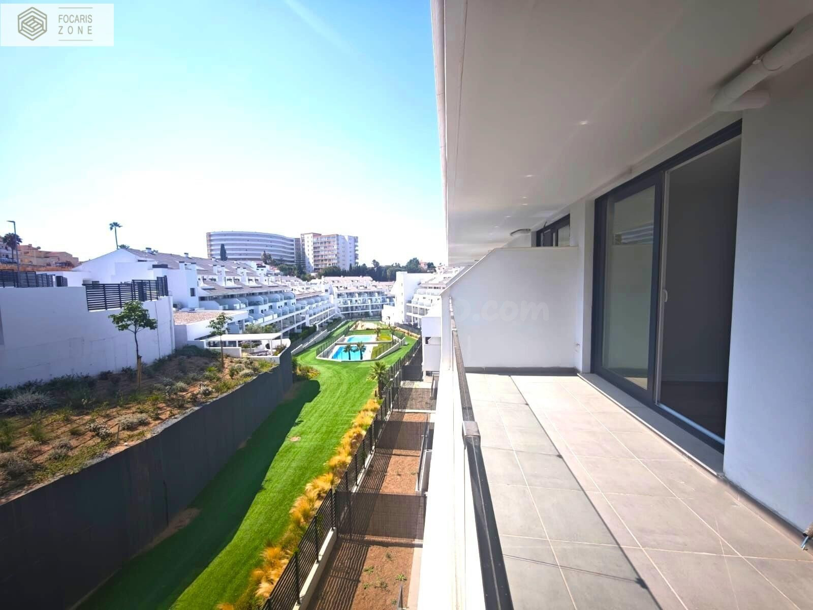 PRECIOSO PISO EN FUENGIROLA - foto 4