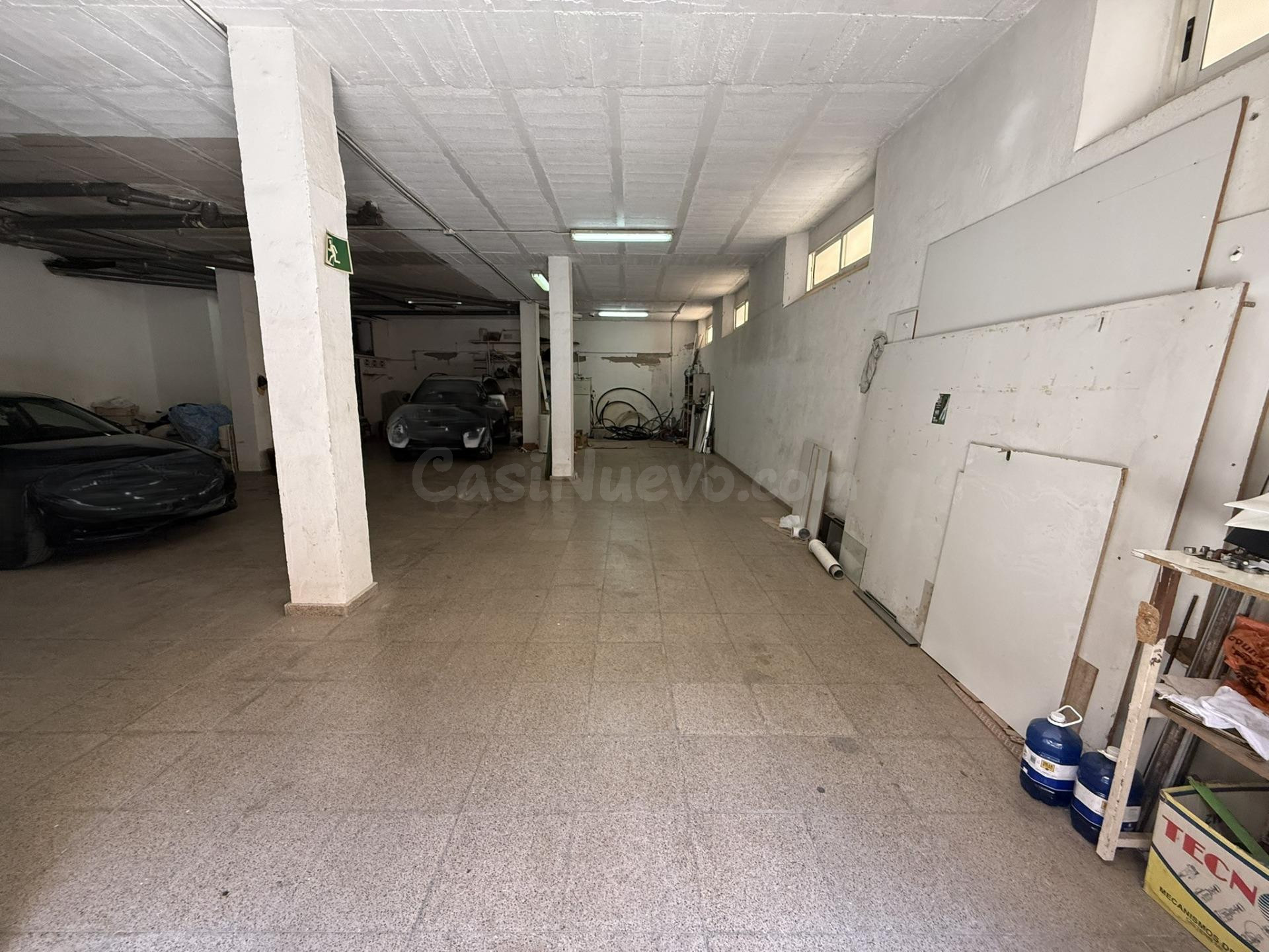 Amplio Local Comercial próximo al centro de Águilas - foto 2