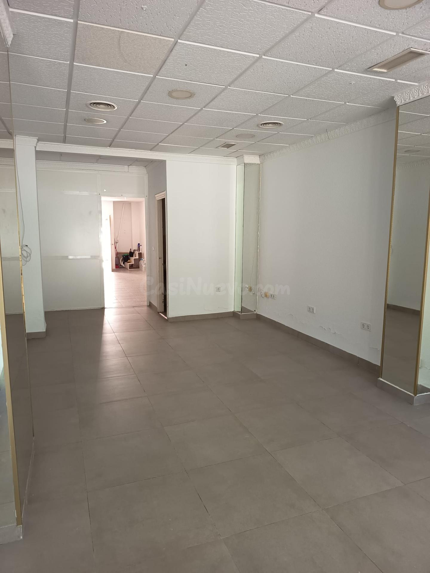 Local comercial 65m² en venta - Carlos III - foto 3