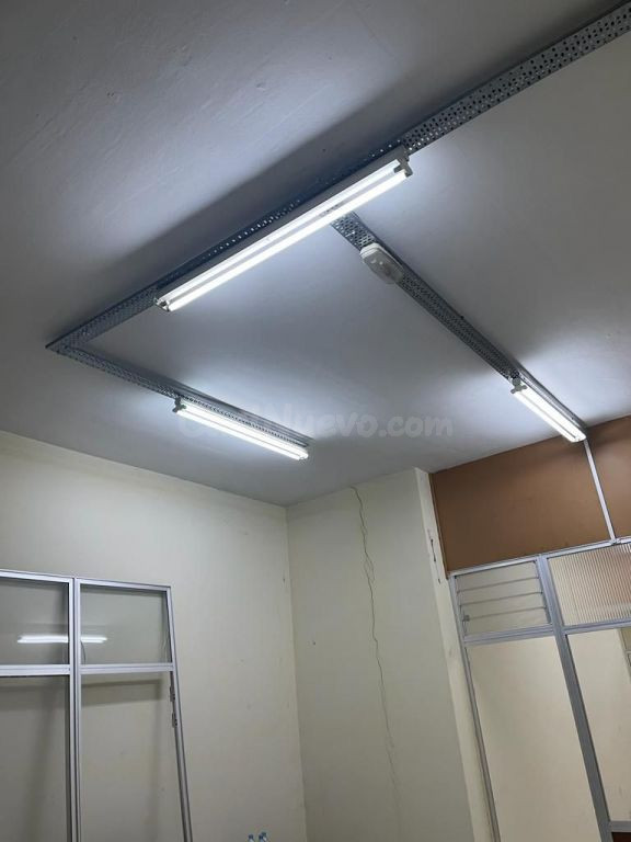 Local comercial 244m² en venta - Lugones - foto 3