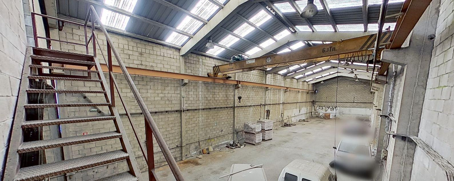 Nave Industrial en Primera Línea del Puerto de Avilés - Oportunidad Única
