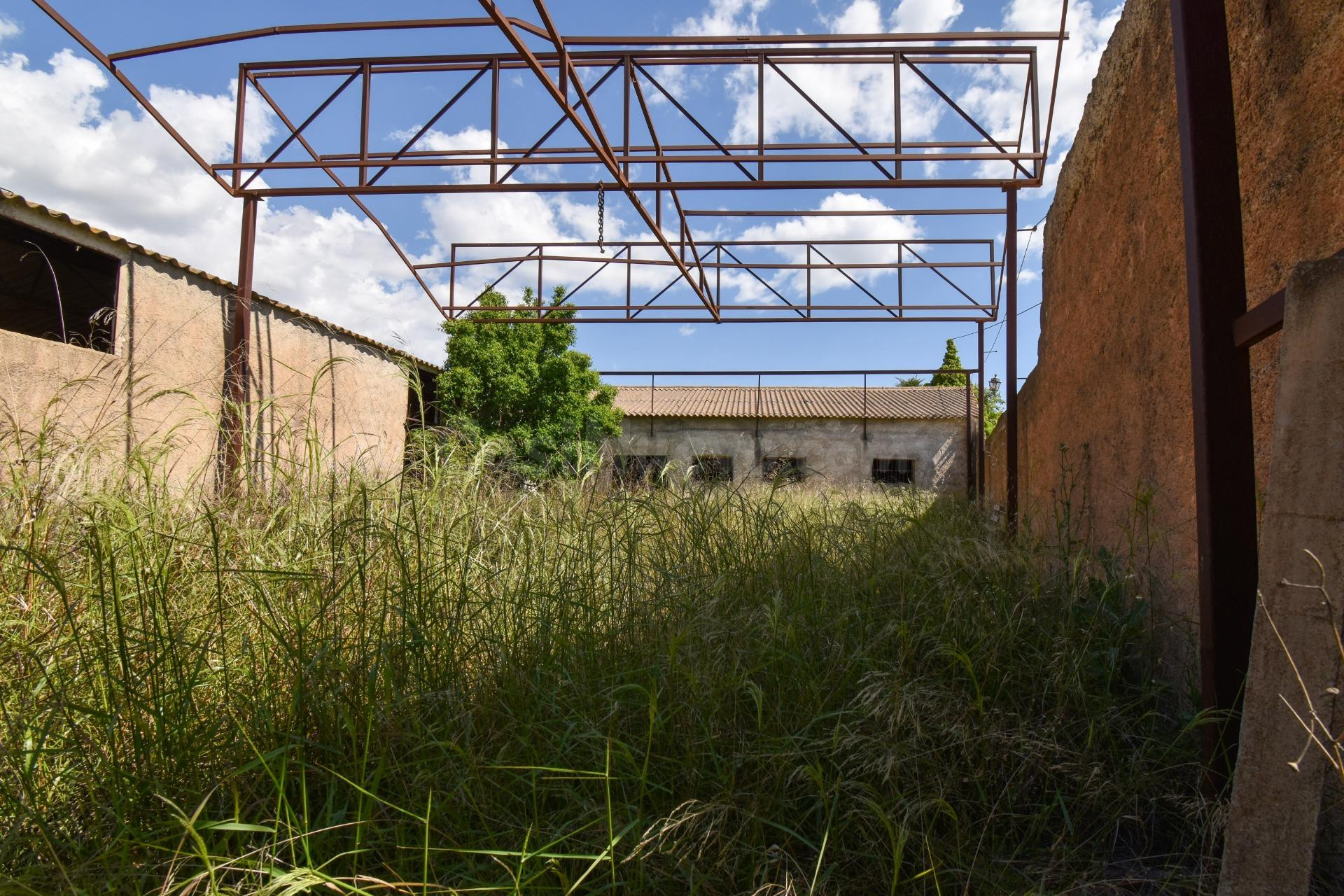 Nave industrial en el paraje del Ginatar, Dúrcal, a escasos  - foto 4