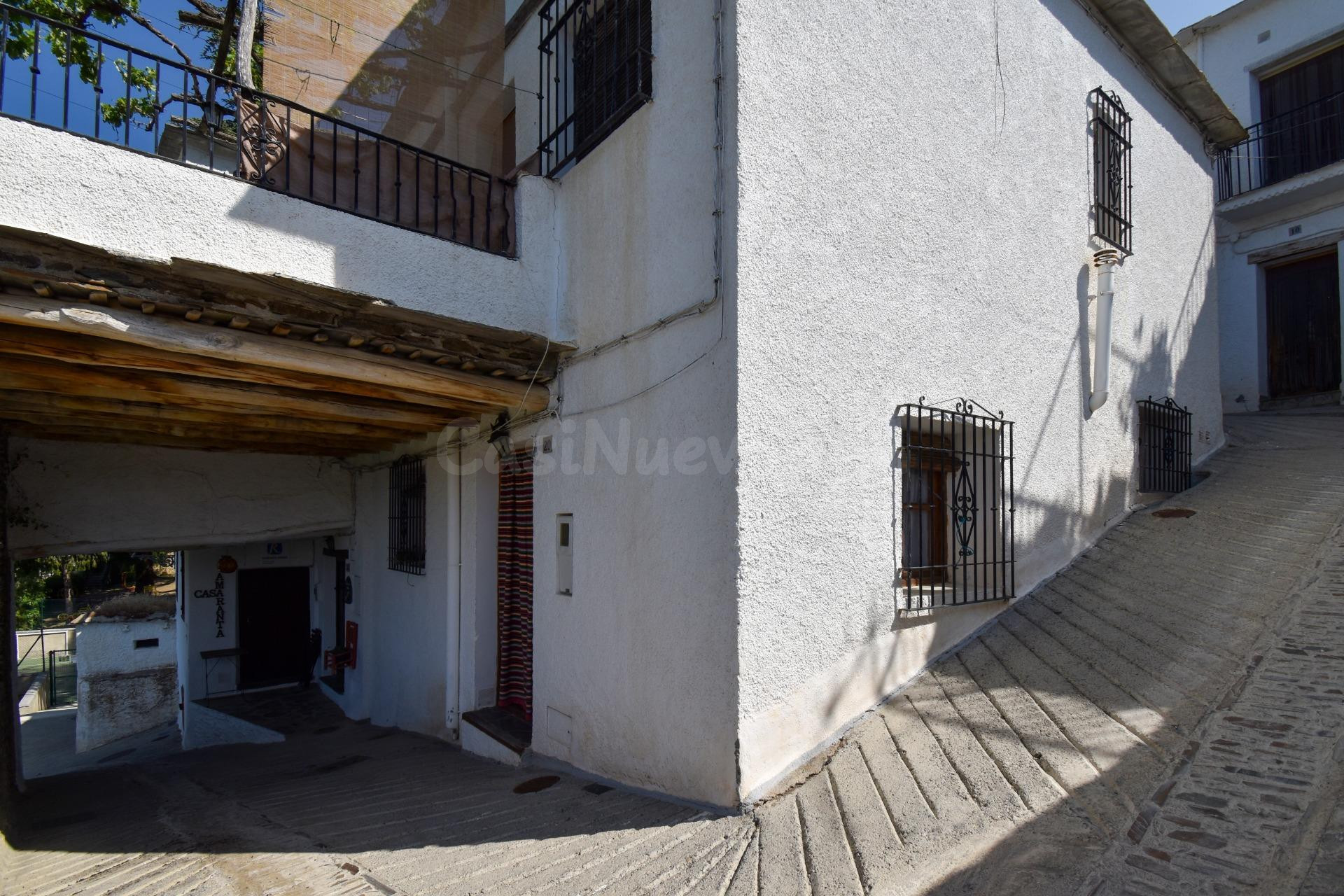 Se vende casa con encanto en Capileira - foto 4