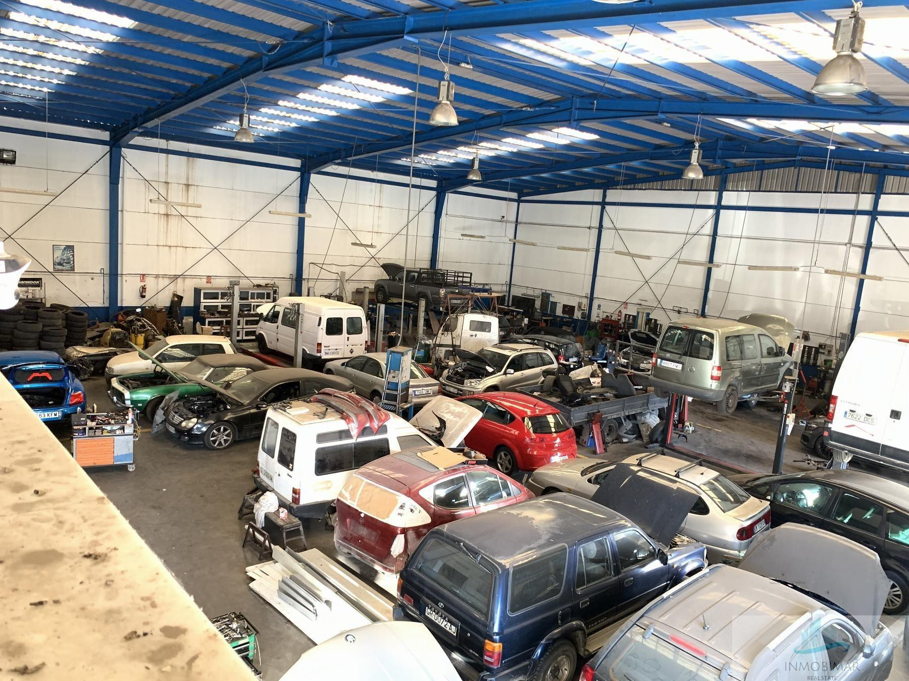 Oportunidad de Nave Industrial en Salobreña - foto 3
