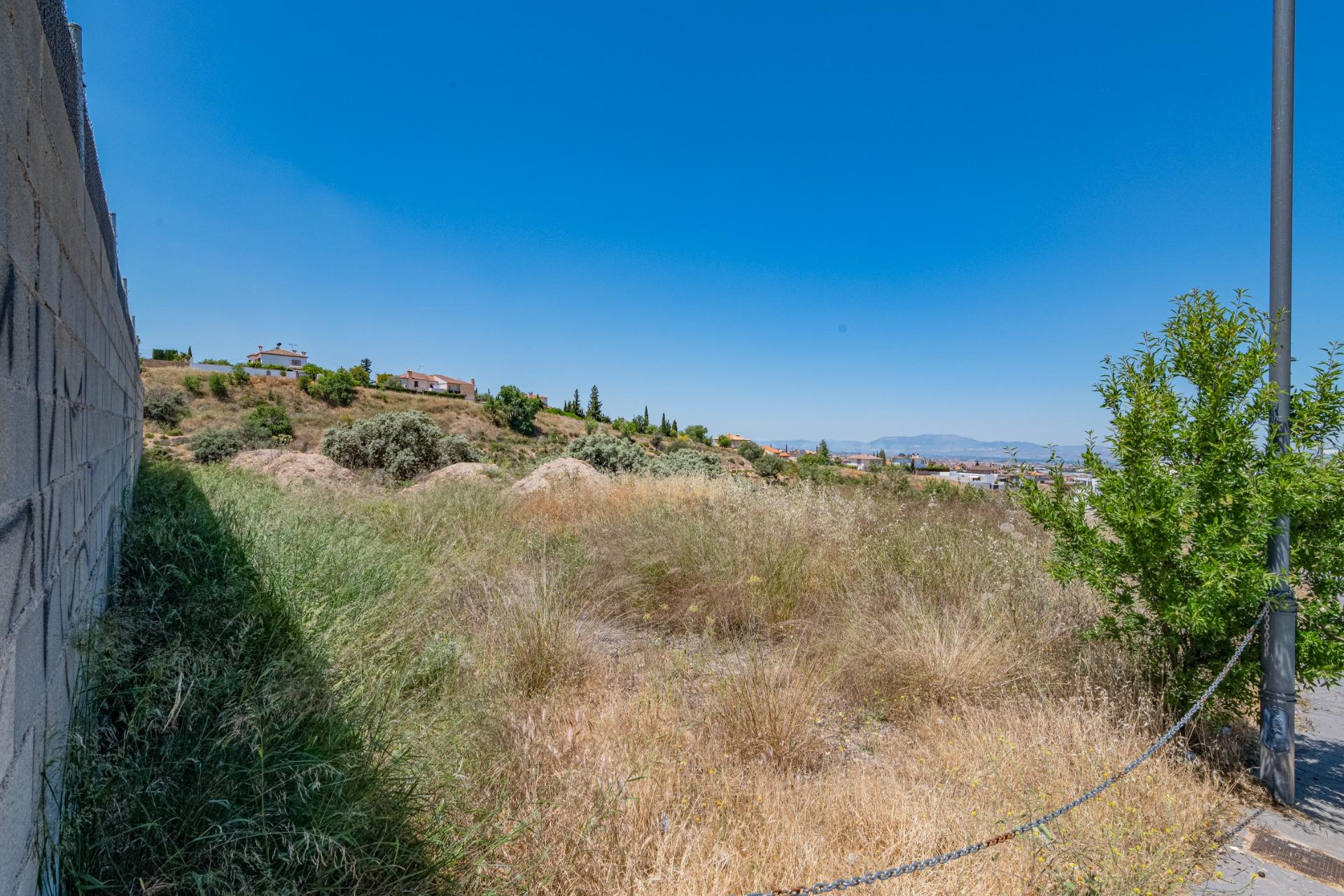 Terreno en La Zubia - foto 4