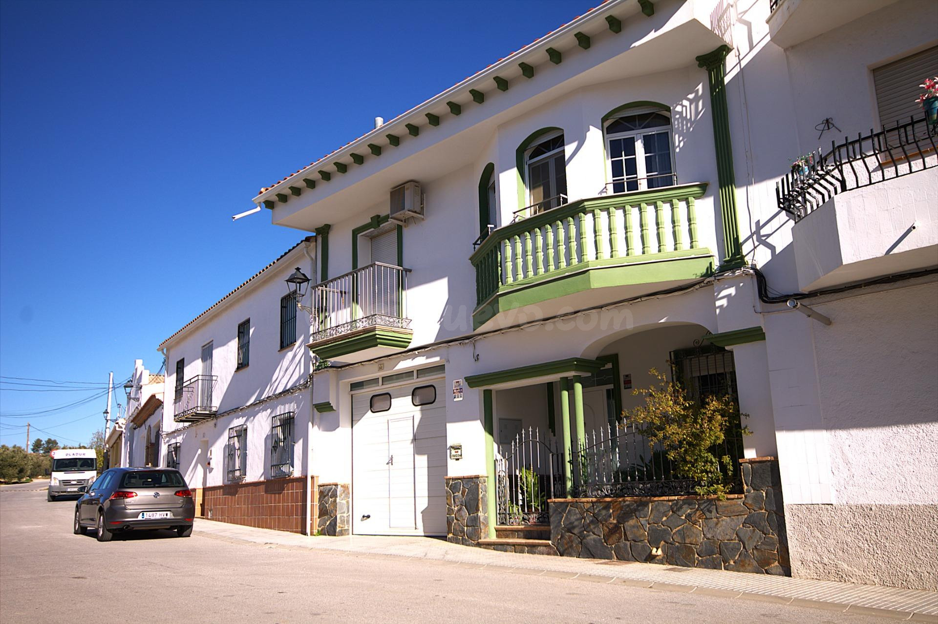 MAGNIFICO ADOSADO EN POZO ALCÓN, JAÉN